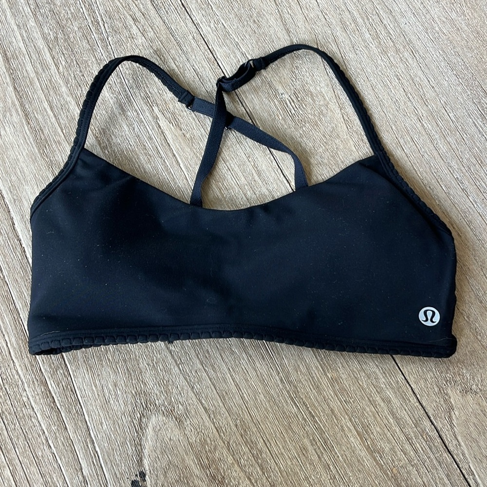 lululemon sports bra size 2